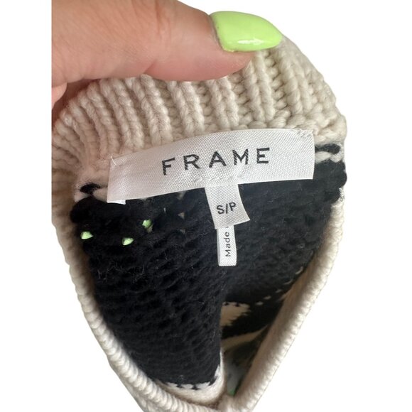 FRAME Checkerboard Black Ivory 100% Extra Fine Merino Wool Vest Size Small - Picture 7 of 7